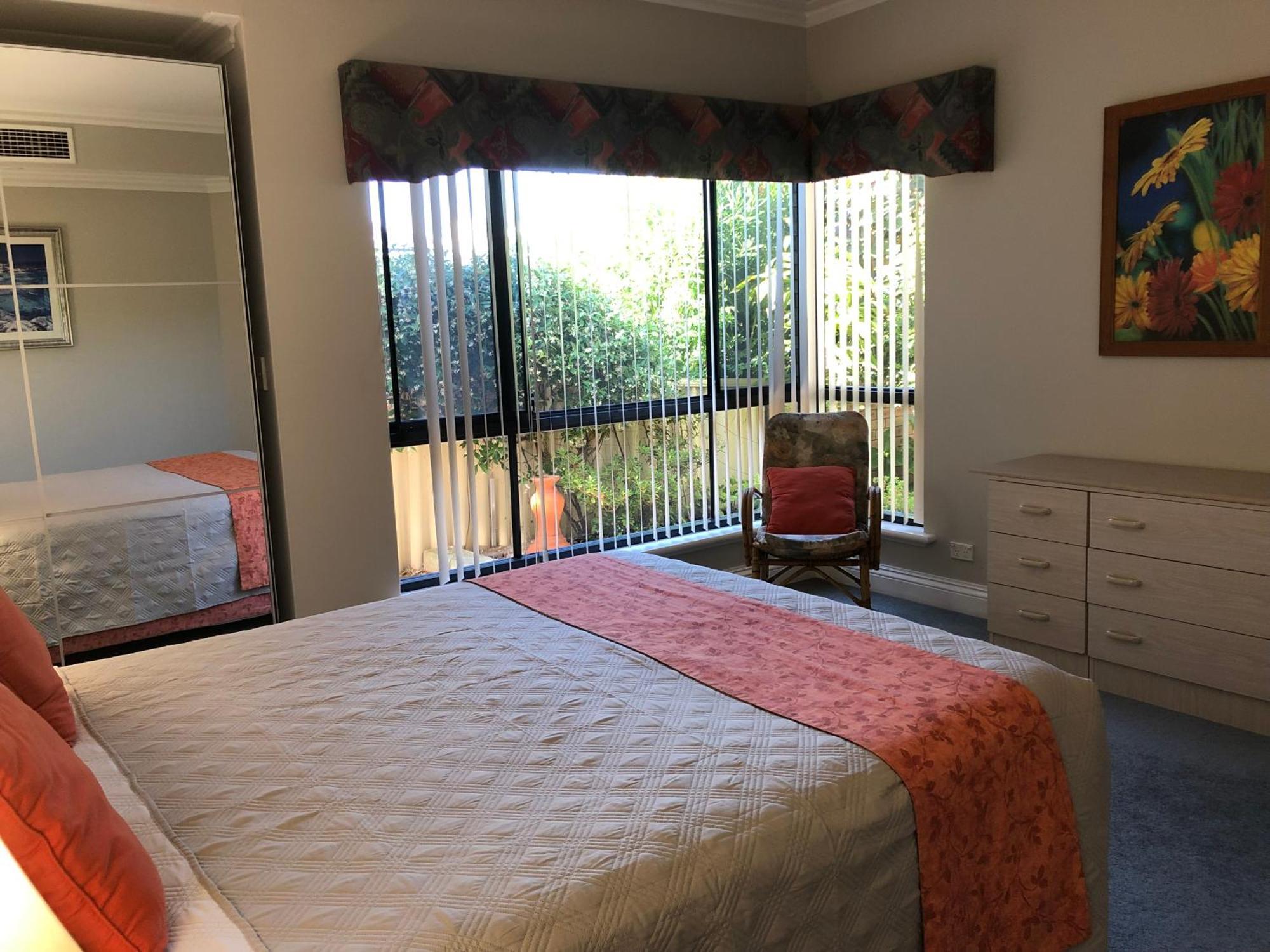 Alfred Cove Short Stay Perth Room photo